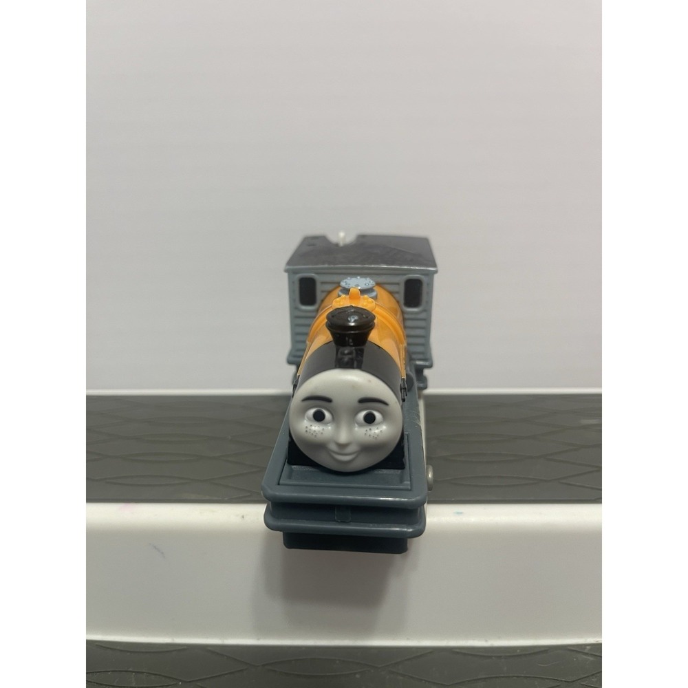 Thomas & Friends TrackMaster Dash Motorized Train Works